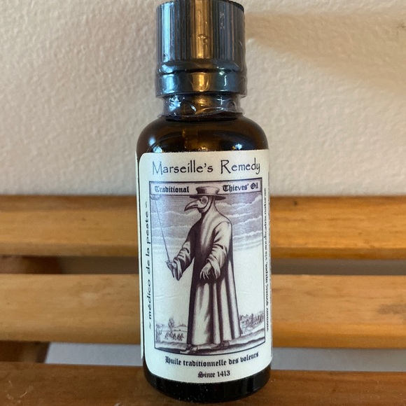 NWT Marseille’s Remedy Thieves Oil 30 ml - Picture 1 of 6